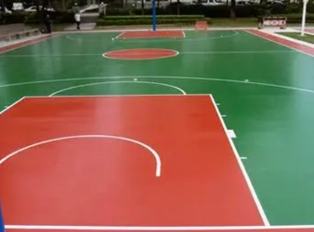 普陀许多老旧运动场地面翻新,篮球场地面维修